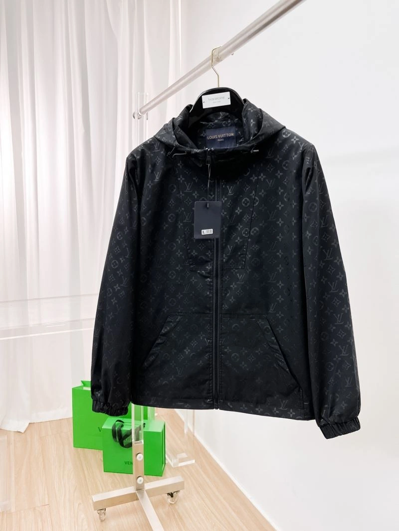 Reliable Louis Vuitton Outwear 136480