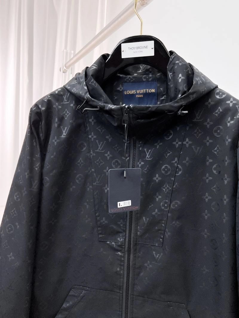 Reliable Louis Vuitton Outwear 136480
