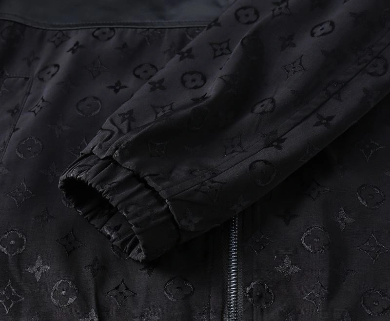 Louis Vuitton Outwear WellDesigned 136469