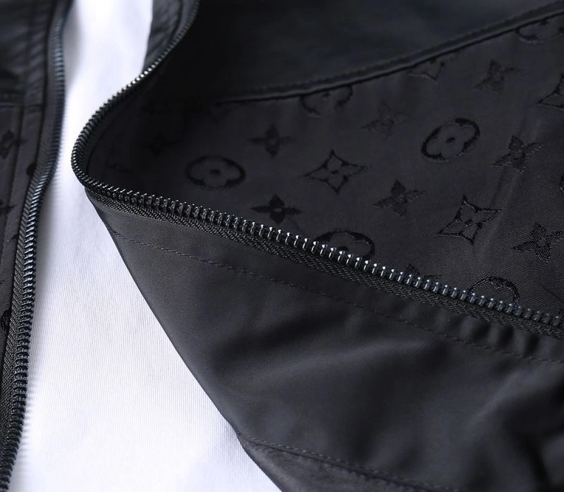Louis Vuitton Outwear WellDesigned 136469