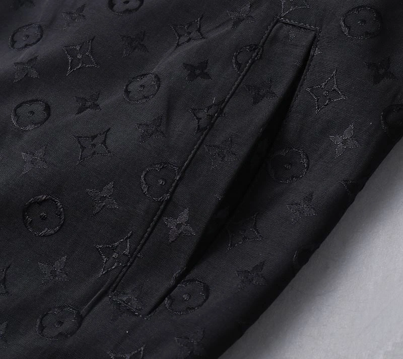 Louis Vuitton Outwear WellDesigned 136469
