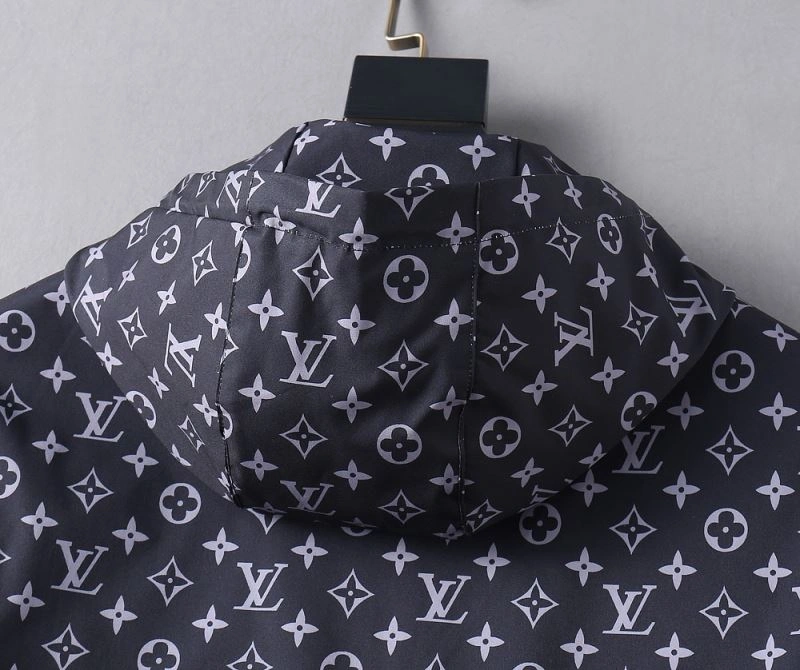 Louis Vuitton Outwear ComfortFit 136486