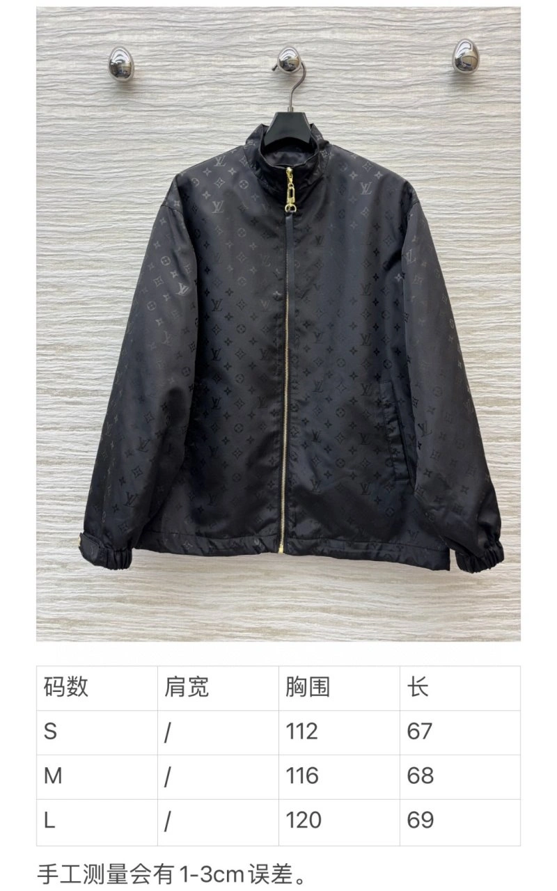 Louis Vuitton Outwear Versatile 131085