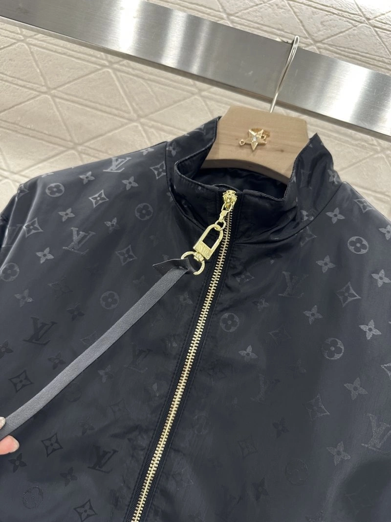 Louis Vuitton Outwear UrbanChic 131057