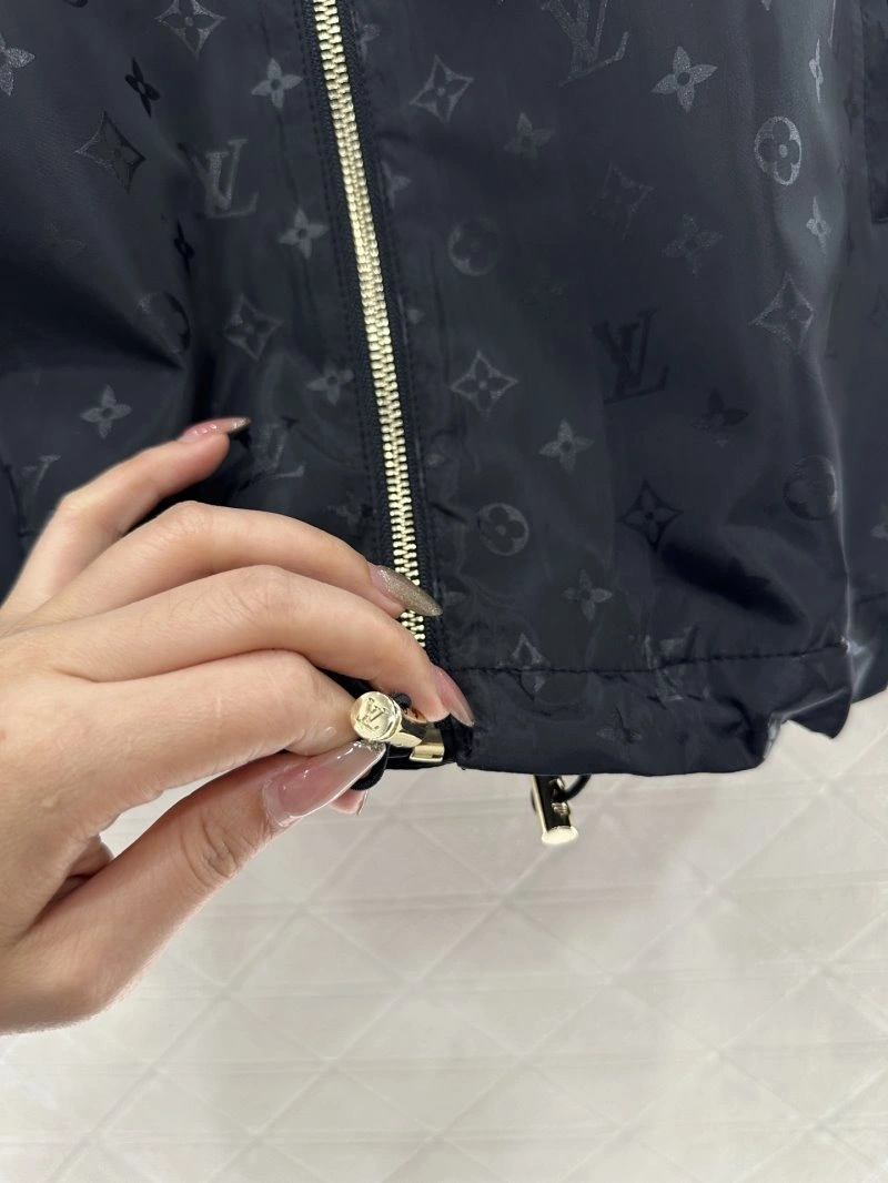 Louis Vuitton Outwear UrbanChic 131057