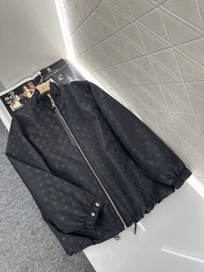 Louis Vuitton Outwear UrbanChic 131057