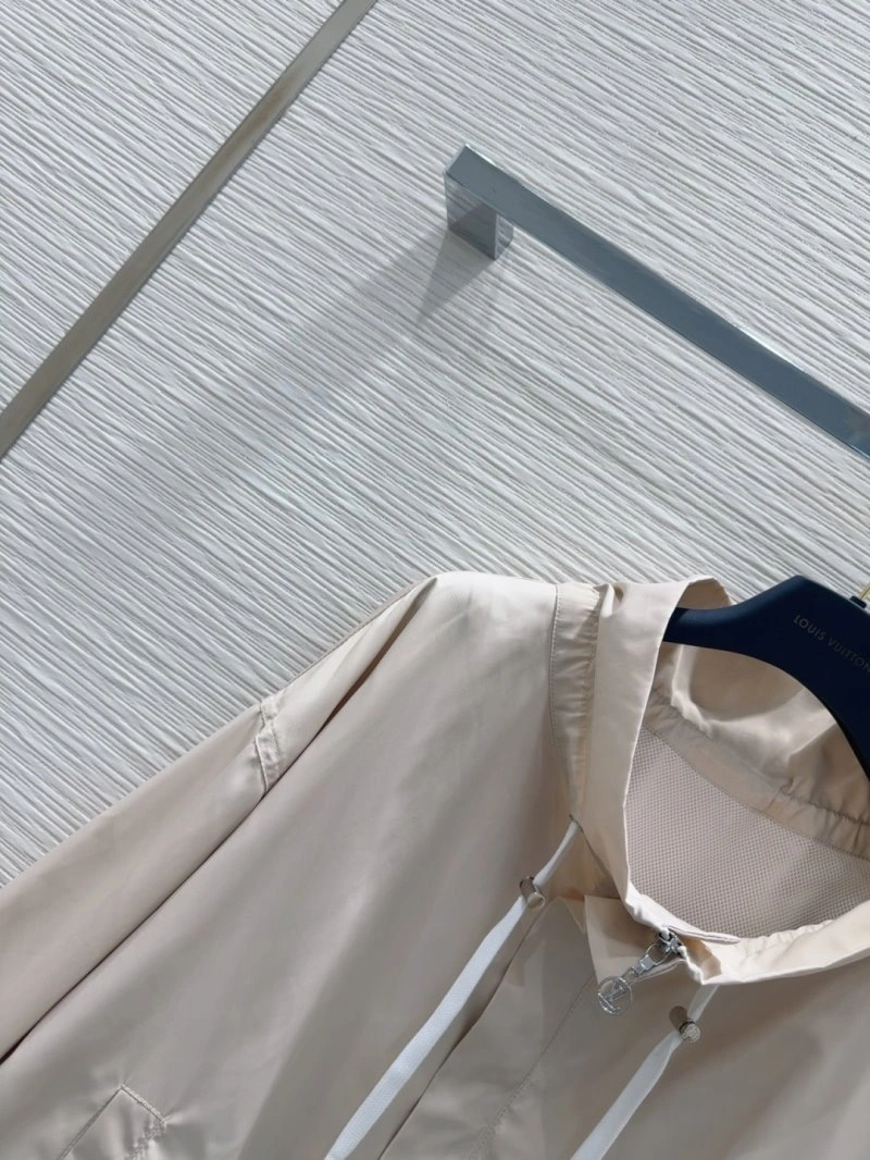 Unique Louis Vuitton Outwear 131081