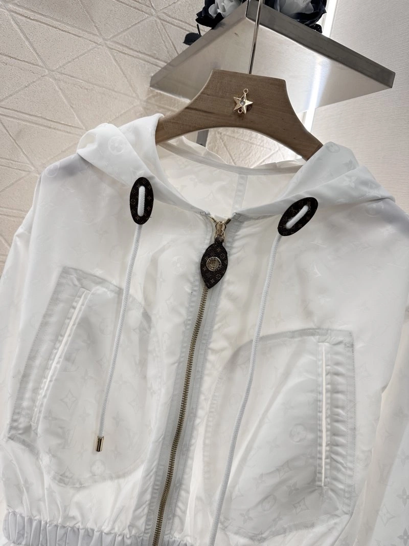 Louis Vuitton Outwear Supportive 131077