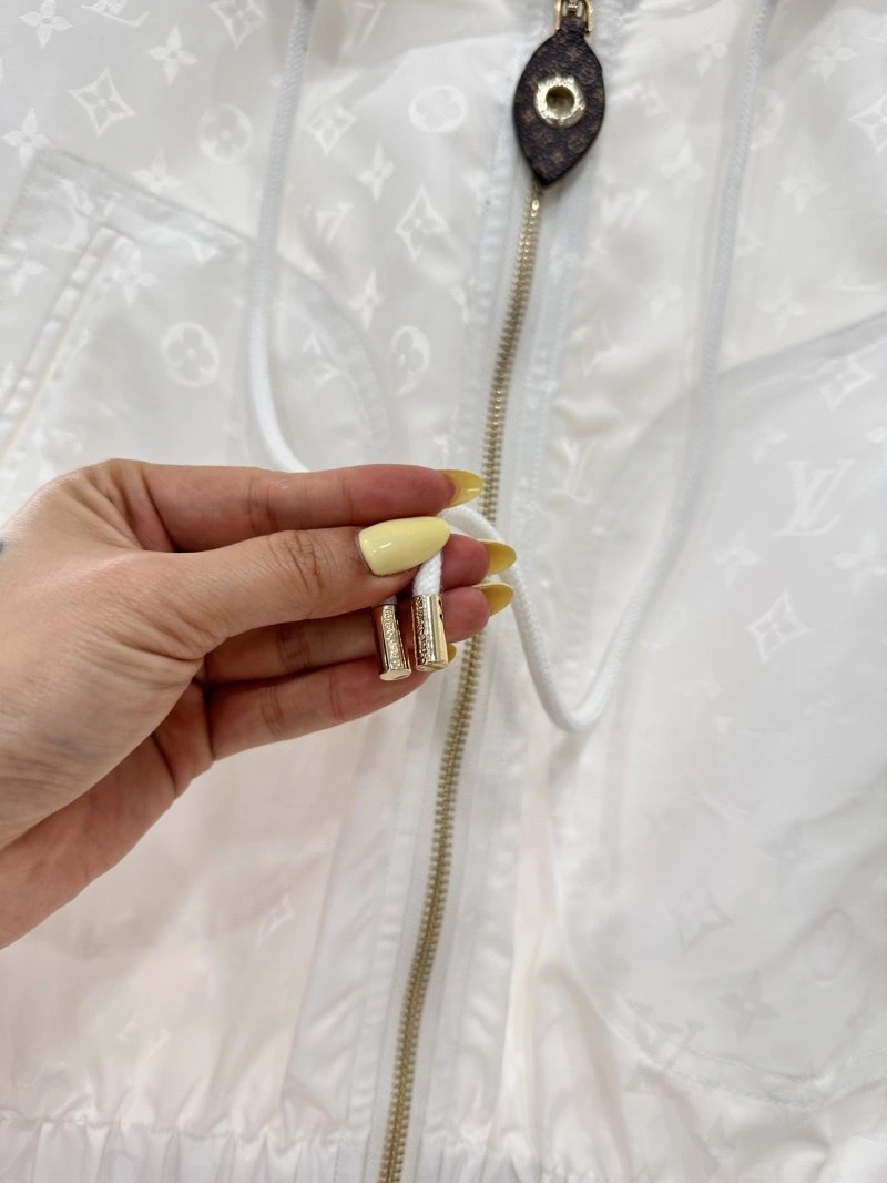 Louis Vuitton Outwear Supportive 131077