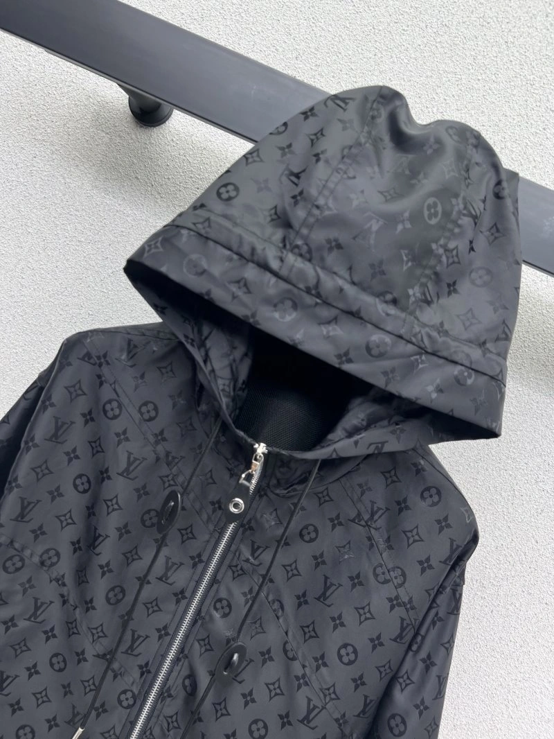 Casual Louis Vuitton Outwear 131783
