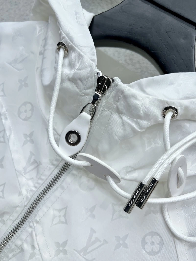 Casual Louis Vuitton Outwear 131783