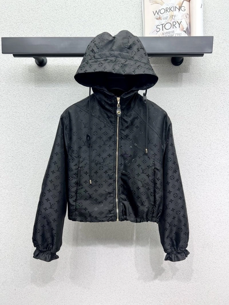 Thermal Louis Vuitton Outwear 131774