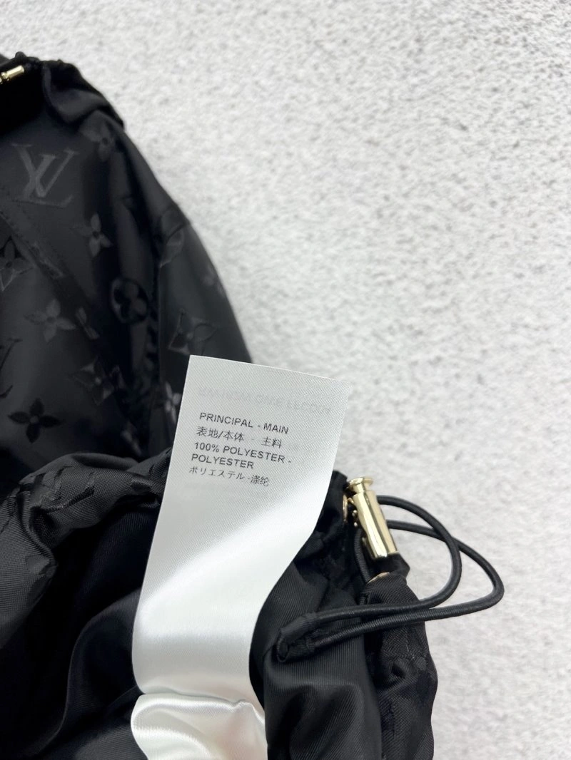 Thermal Louis Vuitton Outwear 131774
