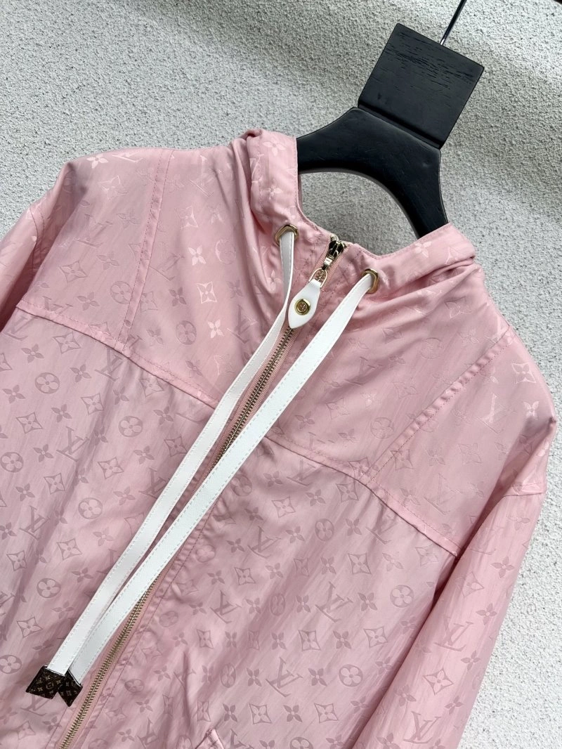 DailyWear Louis Vuitton Outwear 131771