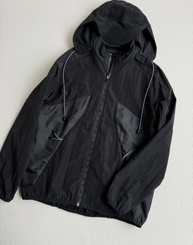 Louis Vuitton Outwear Timeless 131767