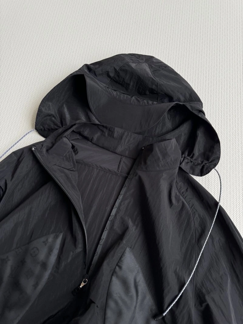 Louis Vuitton Outwear Timeless 131767