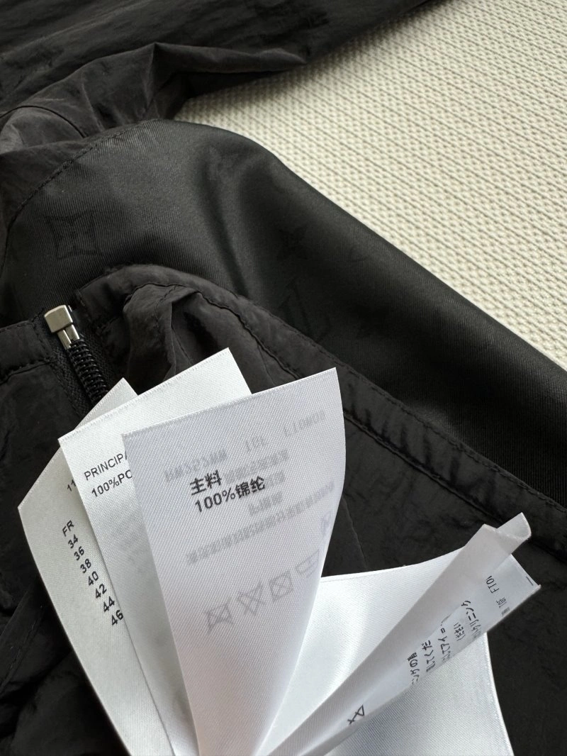 Louis Vuitton Outwear Timeless 131767