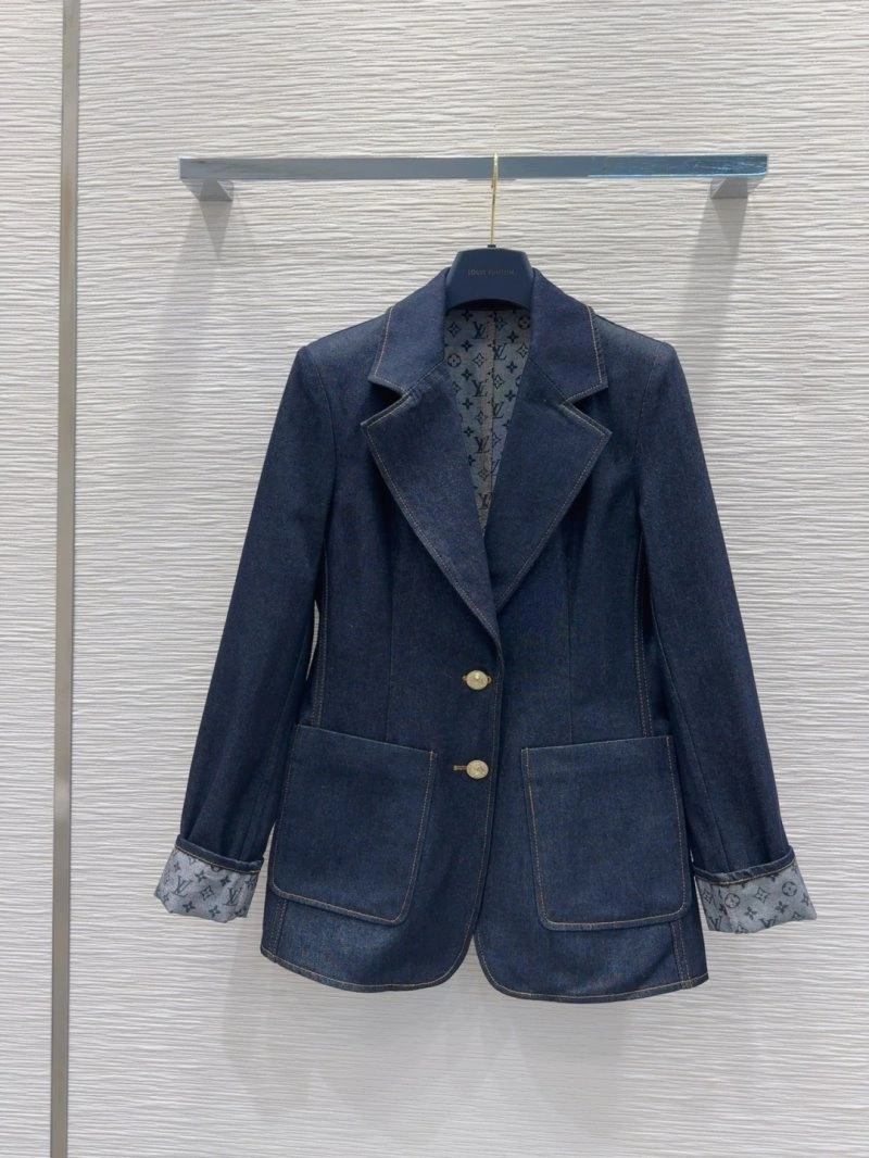 Neat Louis Vuitton Outwear 131753