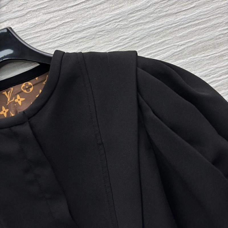 Affordable Louis Vuitton Outwear 131748