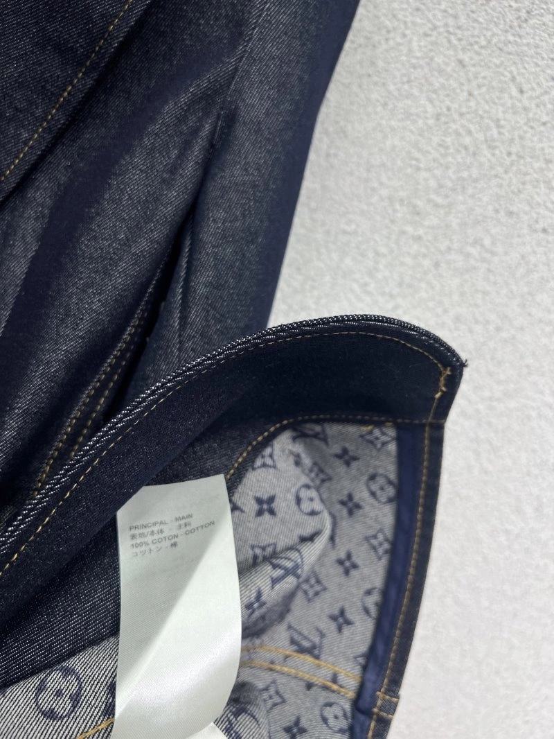 EasyCare Louis Vuitton Outwear 131749
