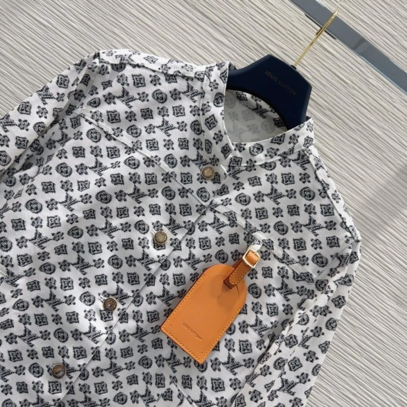 Efficient Louis Vuitton Outwear 131757