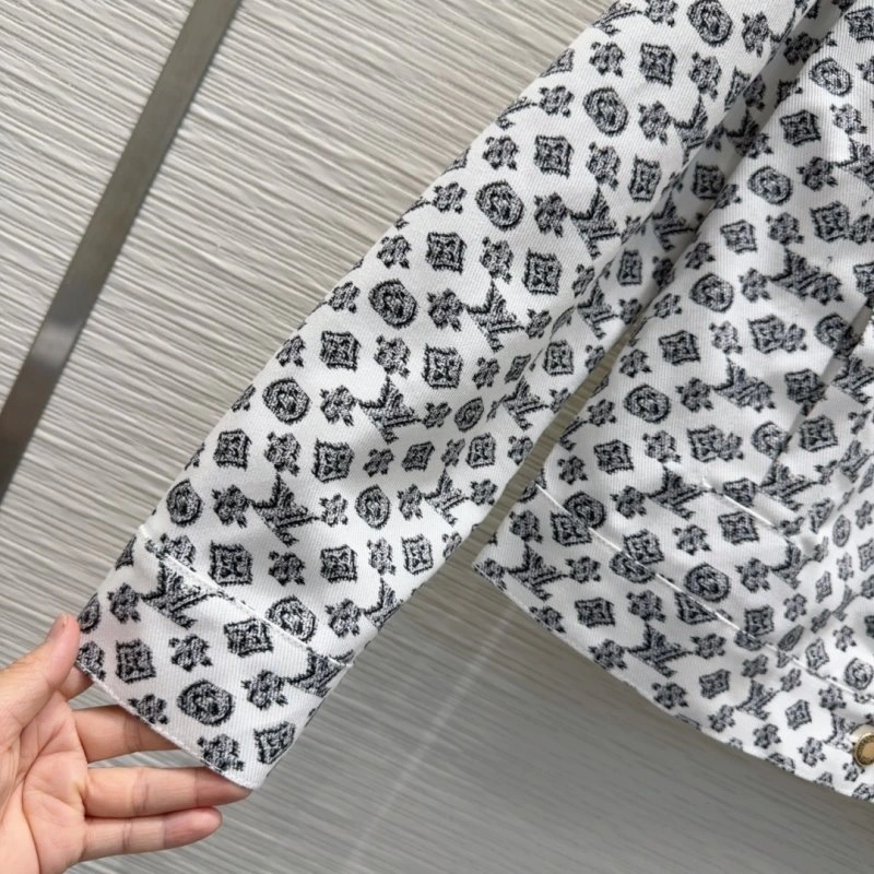 Efficient Louis Vuitton Outwear 131757