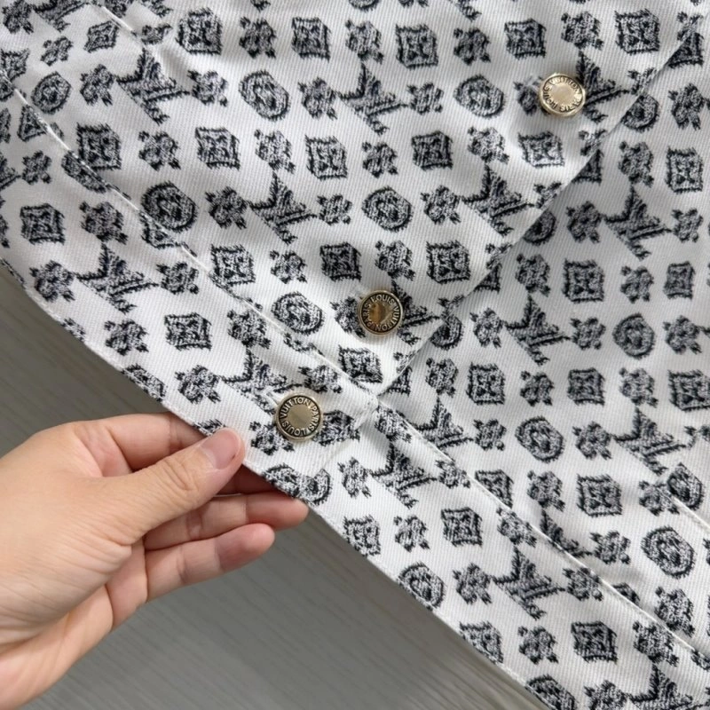 Efficient Louis Vuitton Outwear 131757