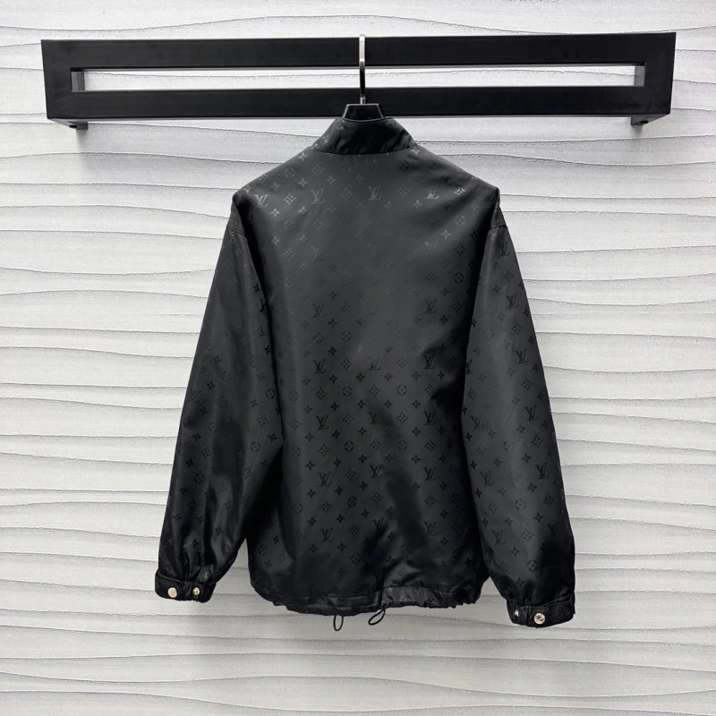 Louis Vuitton Outwear Lightweight 130745