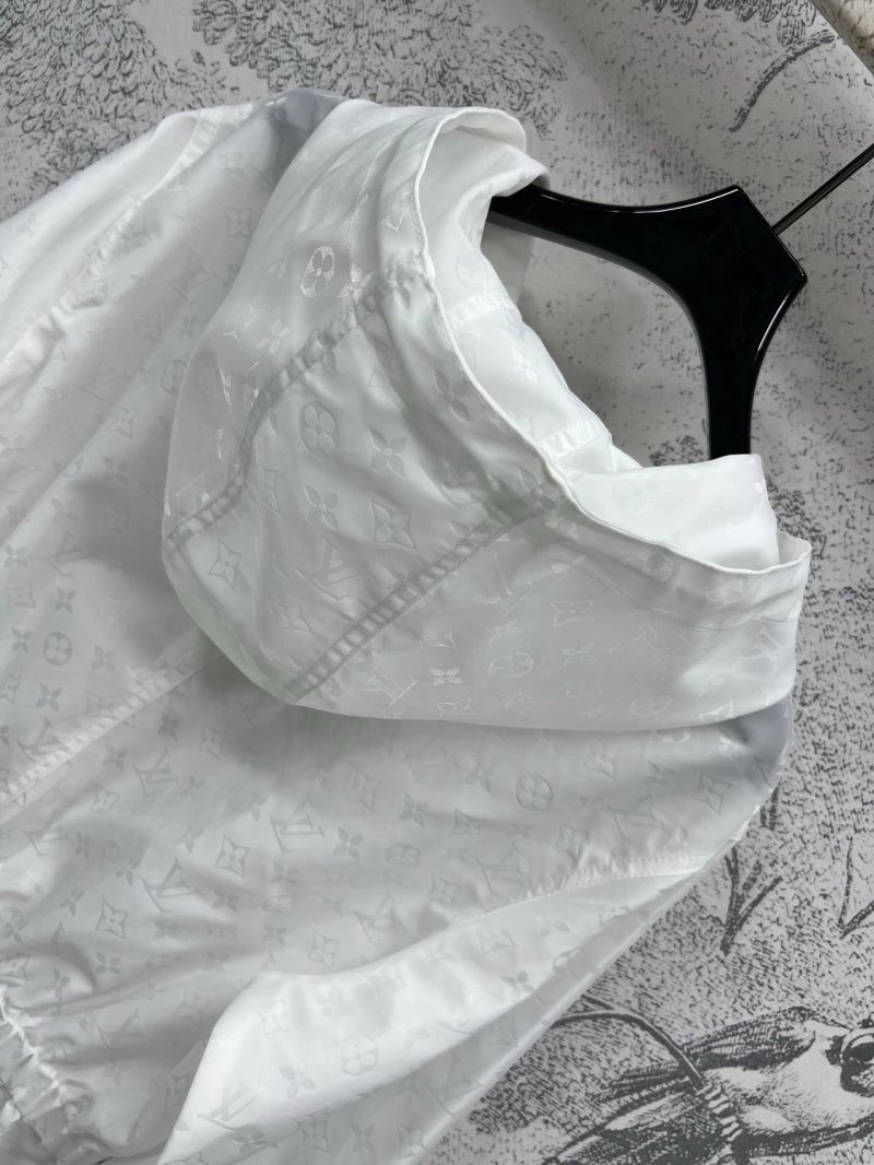 Louis Vuitton Outwear Sophisticated 130739