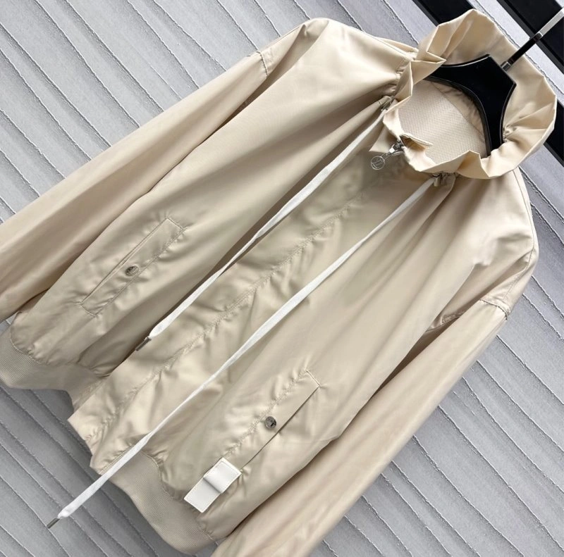 Unisex Louis Vuitton Outwear 130731