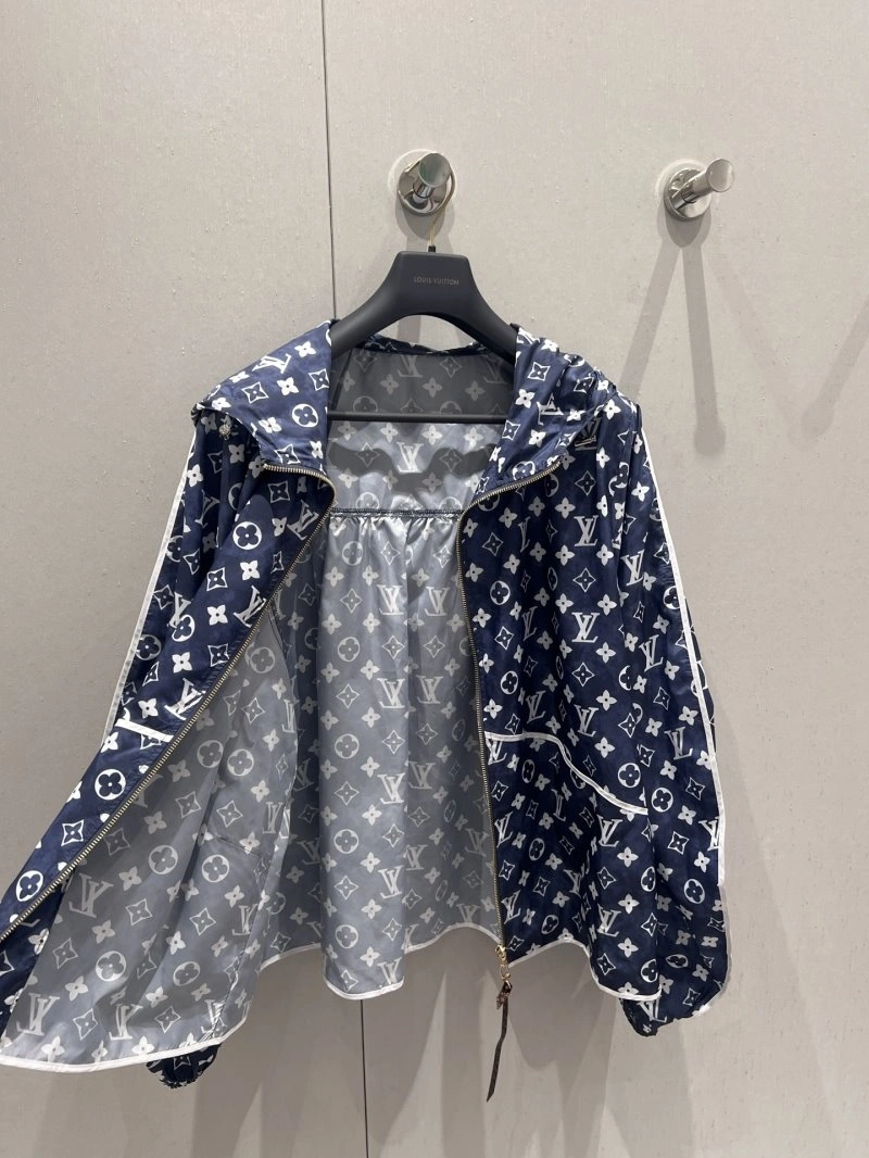 TravelReady Louis Vuitton Outwear 130750