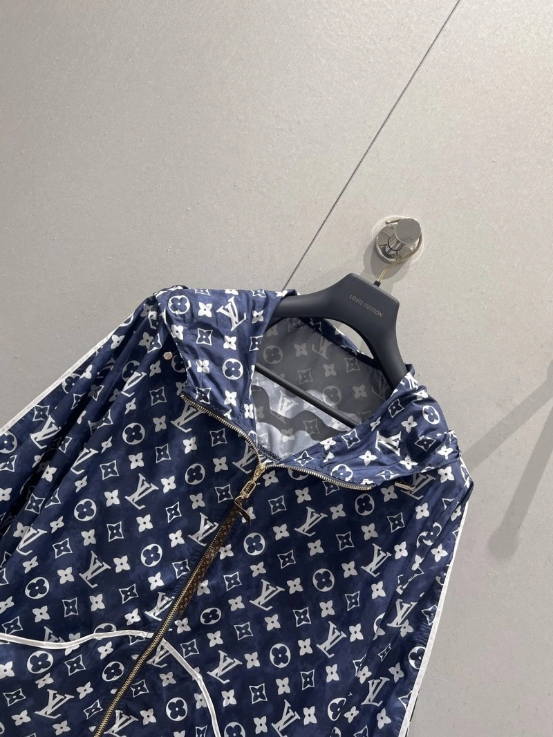 TravelReady Louis Vuitton Outwear 130750