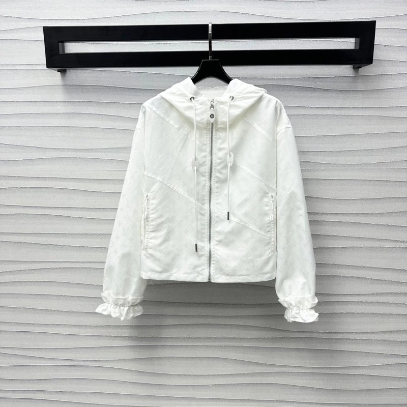 FlexibleFit Louis Vuitton Outwear 130740