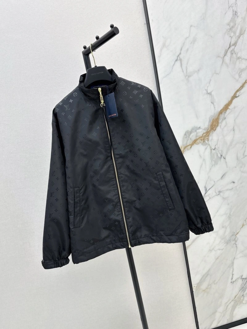 Louis Vuitton Outwear FreshLook 130744