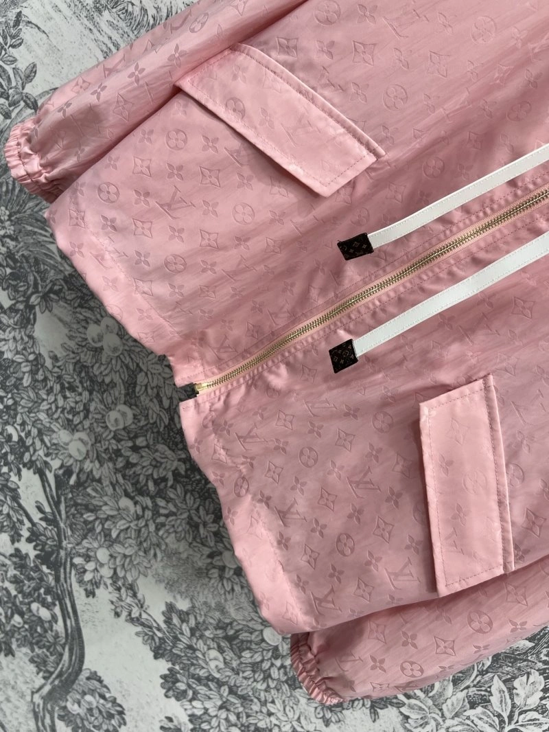 Louis Vuitton Outwear Sustainable 130737