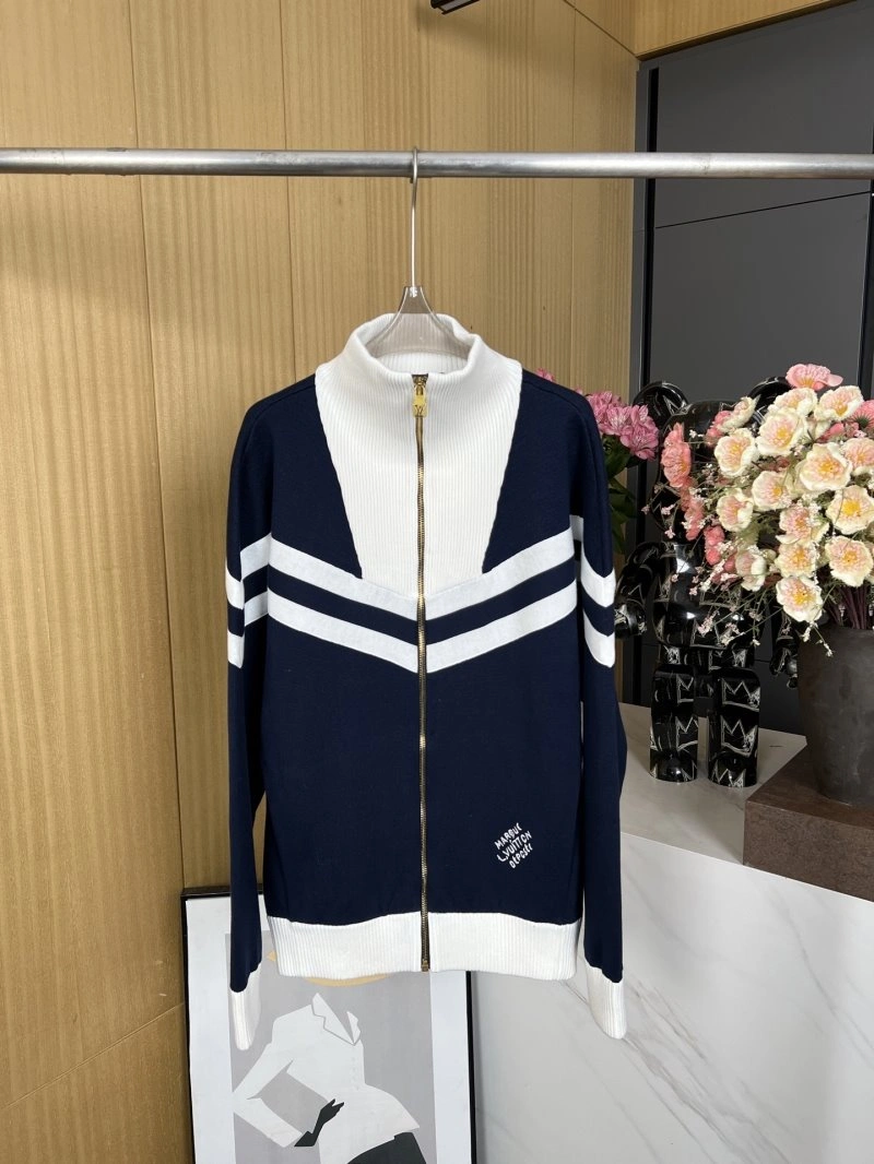 Louis Vuitton Outwear FashionForward 130742