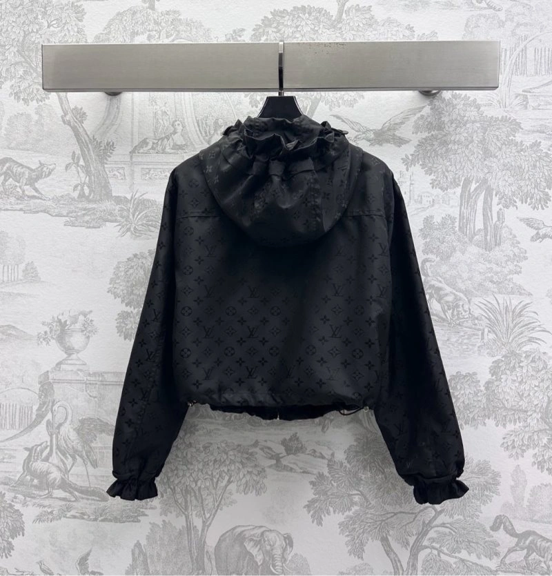 Louis Vuitton Outwear Durable 130734