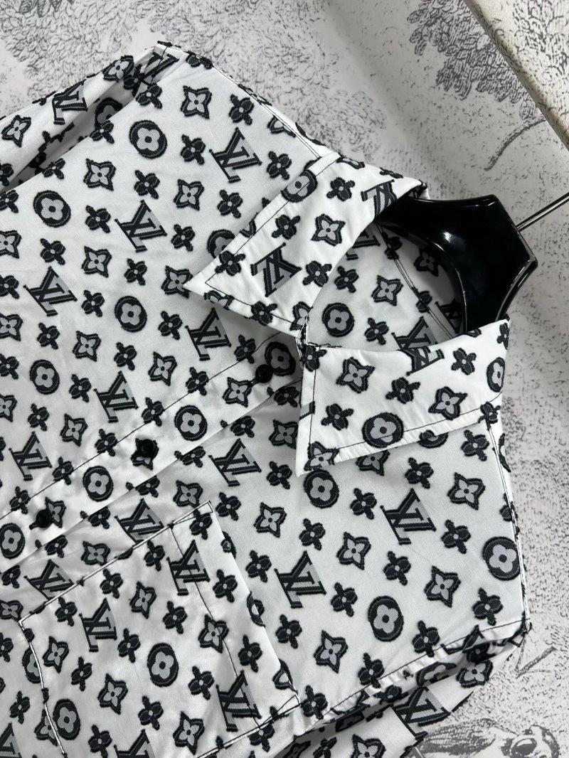 Louis Vuitton Outwear FlexibleFit 130726