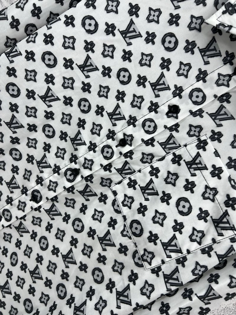 Louis Vuitton Outwear FlexibleFit 130726