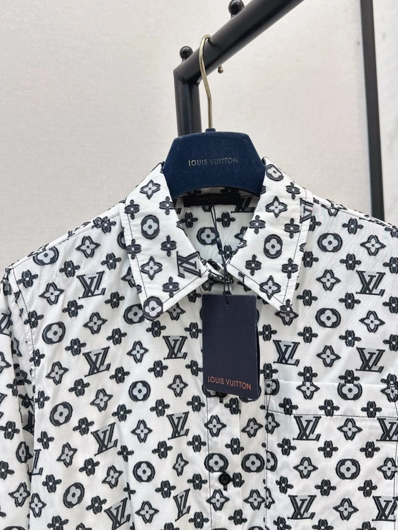 Louis Vuitton Outwear FreshLook 130715
