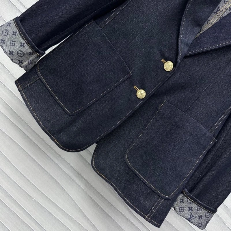Louis Vuitton Outwear Functional 130719