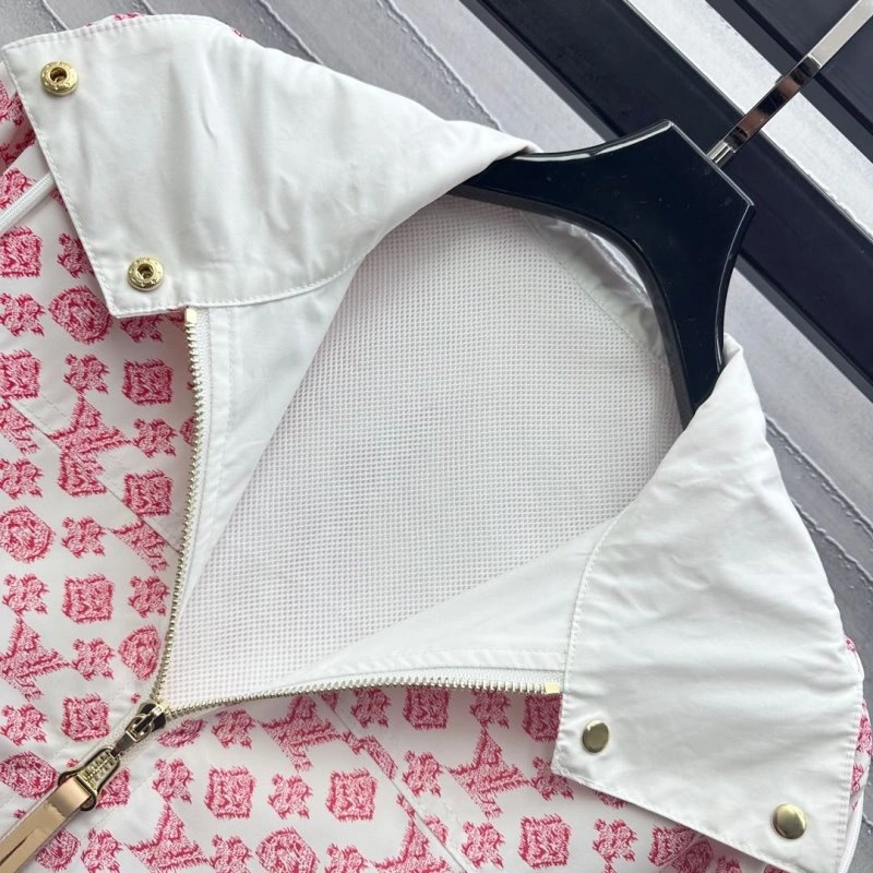 Louis Vuitton Outwear Flexible 130711