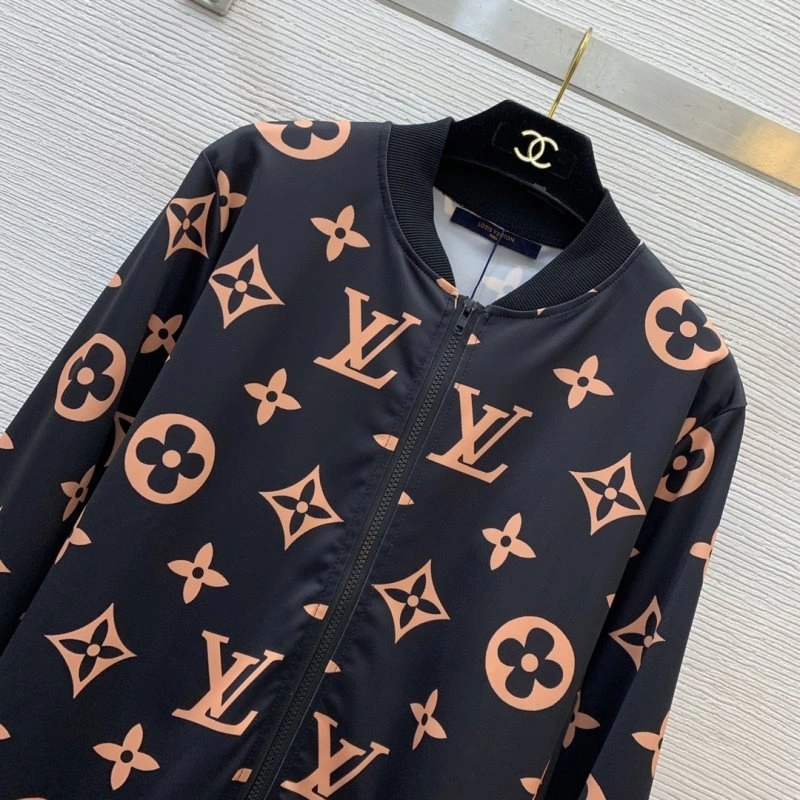Sustainable Louis Vuitton Outwear 130709