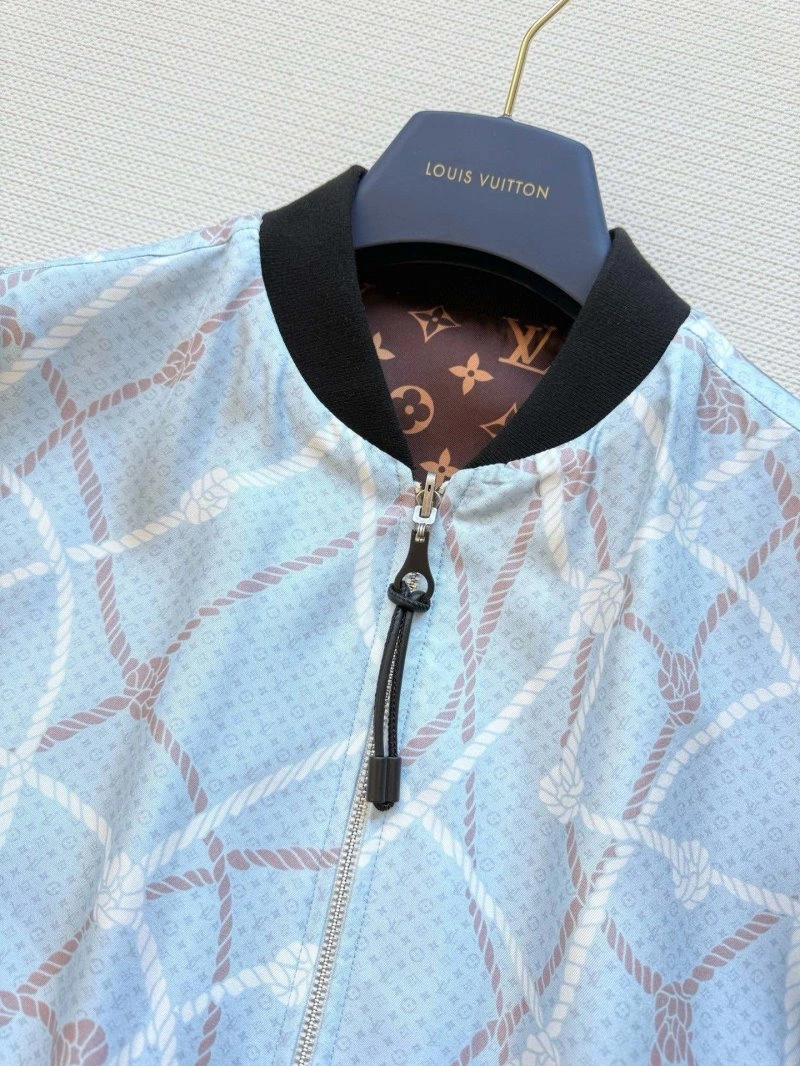 Louis Vuitton Outwear Chic 130706
