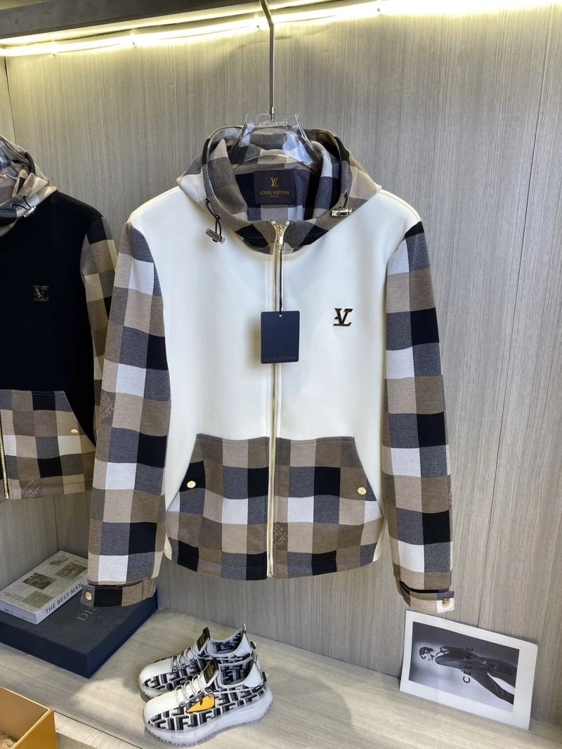 Tailored Louis Vuitton Outwear 135862