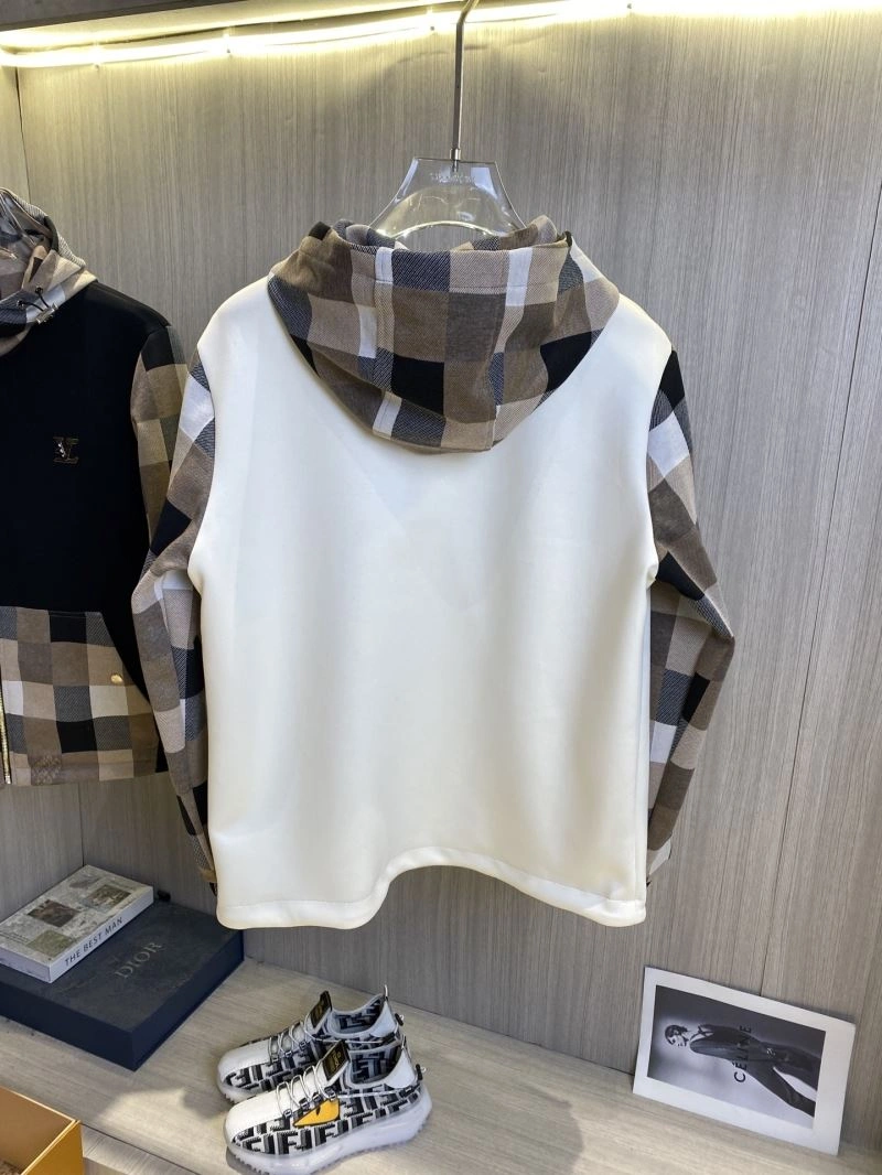 Tailored Louis Vuitton Outwear 135862