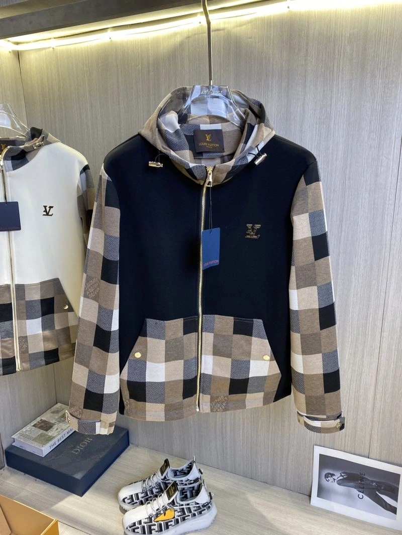 Resilient Louis Vuitton Outwear 135869