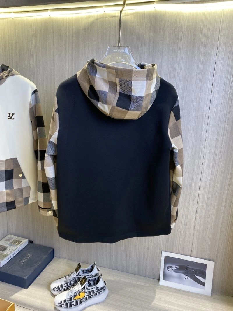 Resilient Louis Vuitton Outwear 135869