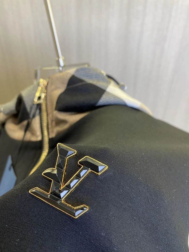 Resilient Louis Vuitton Outwear 135869