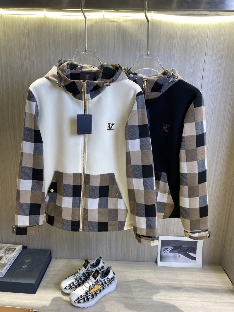 Resilient Louis Vuitton Outwear 135869